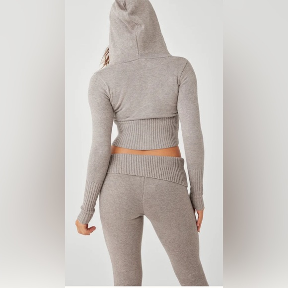 SOLD FRANKIES BIKINI CLOUD KNIT SET GREY - Picture 2 of 4